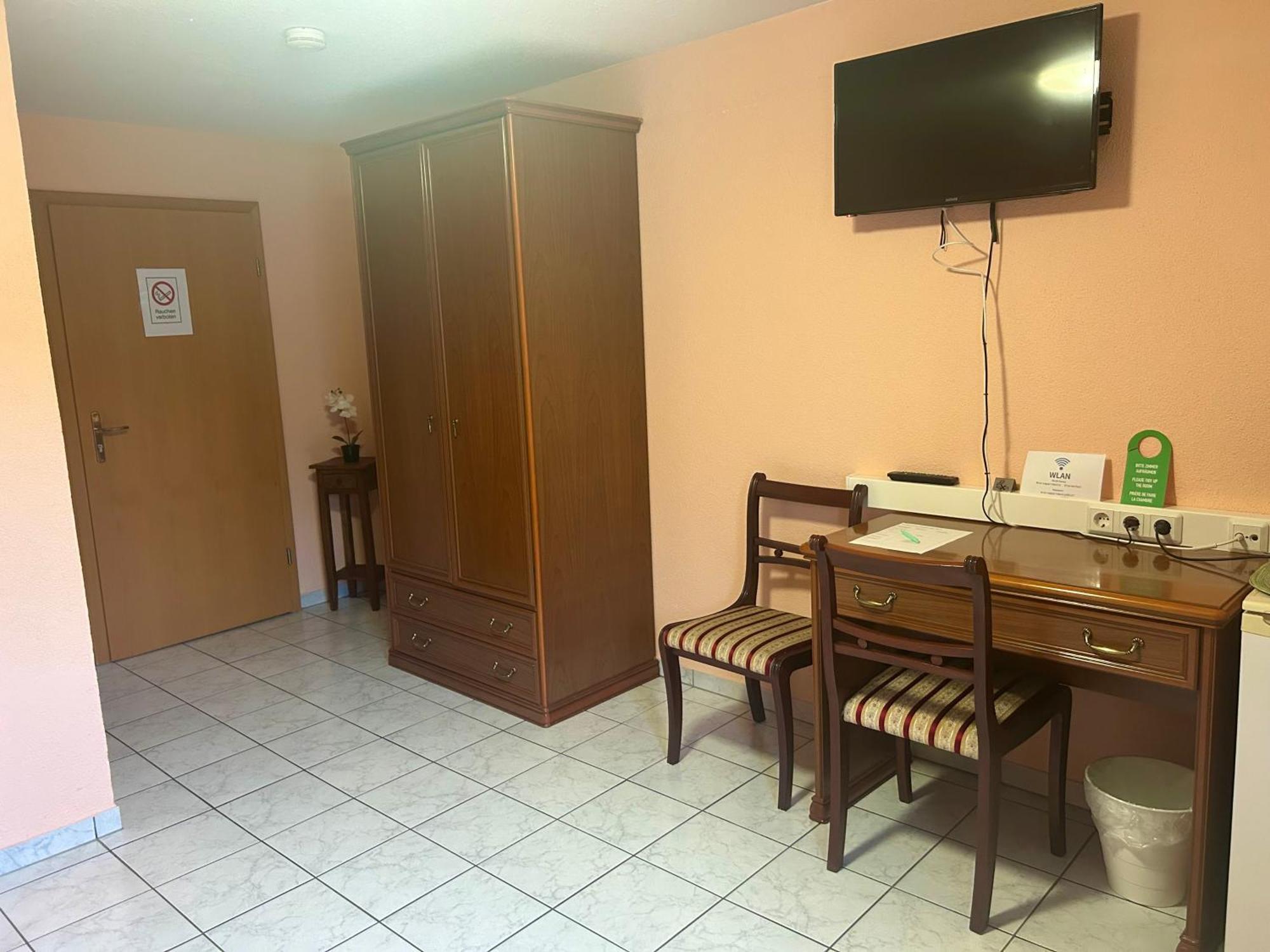 Mikroapartments Klarenthal 사르브루켄 외부 사진